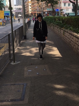 「BUSCEMI（ブシェミ）のアイテム（帽子）」を使った、Eggsyさん（メンズ・170cm）の春コーディネート