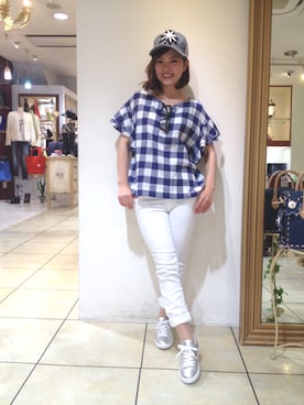 「ホワイトパンツ」｜「アイテム（スニーカー）」を使った、☆TIE☺︎さん（レディース・150cm）の春コーディネート