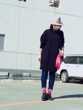 「スウェットワンピース」｜「アイテム（財布/小物）」を使った、yam.さん（レディース・162cm）の秋コーディネート