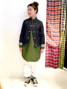 「BEAMS BOY（ビームスボーイ）のアイテム（デニムジャケット）」を使った、KURODA  AYANOさん（レディース・153cm）の冬コーディネート