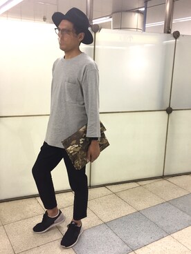 「SEVENDAYS=SUNDAY（セブンデイズサンデイ）のアイテム（バッグ）」を使った、　　好き好きシャーツさん（メンズ・175cm）の秋コーディネート