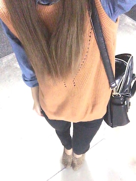 「GU（ジーユー）のアイテム（ニット/セーター、ブラウン系）」を使った、ほーちゃんさん（レディース）の秋コーディネート