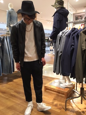 「ショッピング」｜「アイテム（ライダースジャケット）」を使った、yu&さん（メンズ・173cm）の春コーディネート
