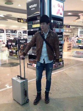 「MANGO（マンゴ）のアイテム（ジャケット/アウター）」を使った、Curtis Wengさん（メンズ・175cm）の冬コーディネート