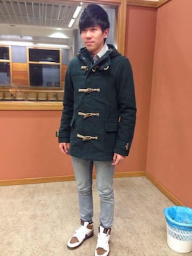 「PULL&BEAR（プルアンドベア）のアイテム（ダウンジャケット/コート）」を使った、Curtis Wengさん（メンズ・175cm）の冬コーディネート