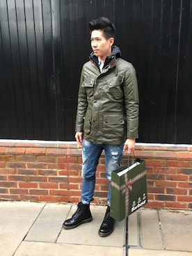 「Barbour（バブアー）のアイテム（ライダースジャケット）」を使った、Curtis Wengさん（メンズ・175cm）の冬コーディネート
