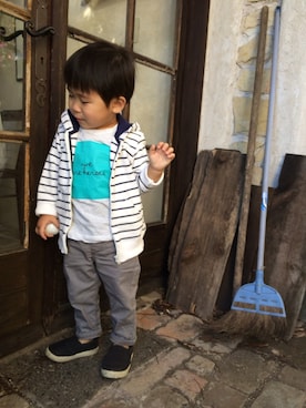 「グレーパンツ」｜ゆっぴーさん（キッズ・80cm）の冬コーディネート