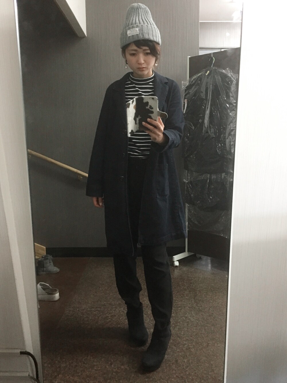 「casual、秋のコーデ、秋服、大人カジュアル、ボーダー、タートルネック、ゆるコーデ、ラクチンコーデ、GU、ママコーデ」｜「GUのアイテム（帽子、グレー系）」を使った、Yuu Sakamotoさん（レディース・163cm）の秋コーディネートの1枚目の写真