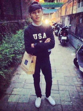 李謙奇さんのコーディネート