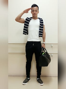 「D&G（ディーアンドジー）のアイテム（腕時計）」を使った、LEOさん（メンズ・173cm）の春コーディネート