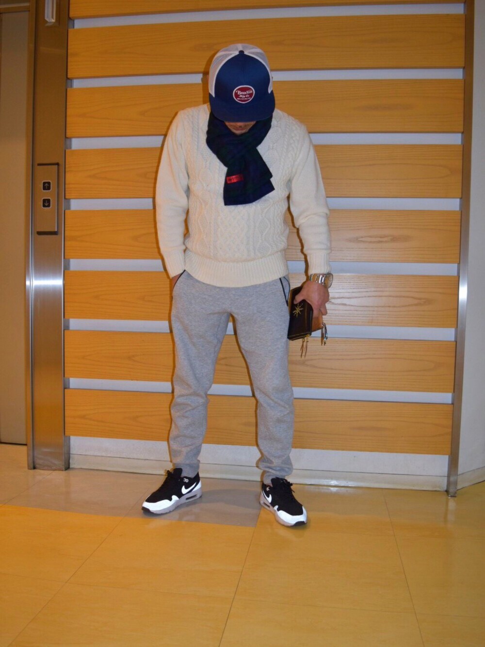 「カジュアルコーデ、ナイキ、ユニクロ、GU」｜「BRIXTONのBRIXTON SNAPBACK CAP WHEELER NAVY（キャップ、ブルー系）」を使った、shinさん（メンズ・170cm）の春コーディネートの1枚目の写真