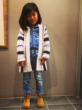 「ZARA KIDSのアイテム（カーディガン/ボレロ、ホワイト系）」を使った、こころさん（キッズ・125cm）の春コーディネート