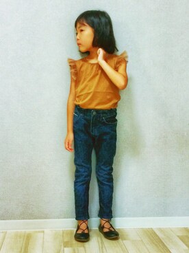 「GLOBAL WORK（グローバルワーク）のアイテム（Tシャツ/カットソー、ブラウン系）」を使った、こころさん（キッズ・125cm）の夏コーディネート