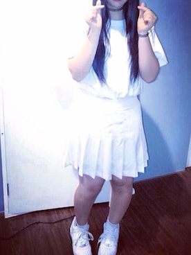 「SPINNS（スピンズ）のアイテム（Tシャツ/カットソー、ホワイト系）」を使った、ayaさん（レディース・160cm）の秋コーディネート