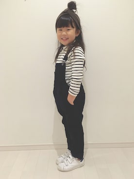 「petit main（プティマイン）のアイテム（オールインワン・サロペット）」を使った、kii_memeさん（キッズ・120cm）の秋コーディネート