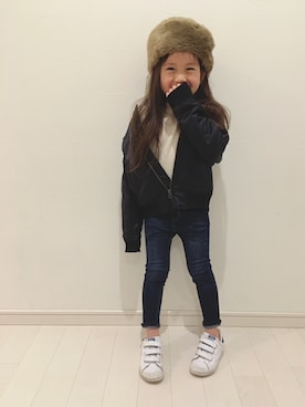 「BRANSHES（ブランシェス）のアイテム（MA-1）」を使った、kii_memeさん（キッズ・100cm）の冬コーディネート