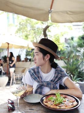 「hat」｜「アイテム（帽子）」を使った、AROOMMODELさん（レディース・165cm）の春コーディネート