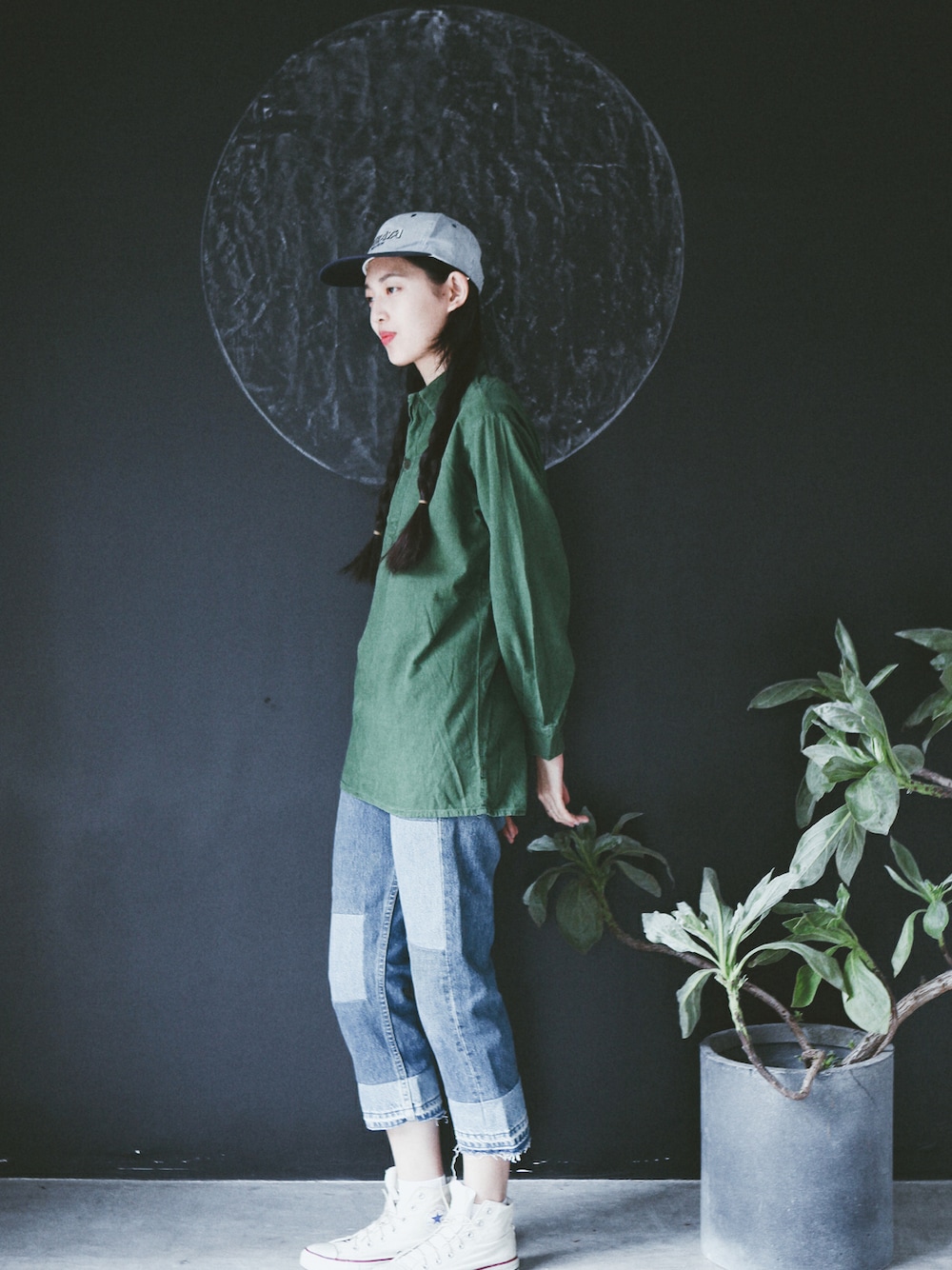 「VINTAGEのVintage Army Shirt（その他トップス、グリーン系）」を使った、AROOMMODELさん（レディース・165cm）の夏コーディネートの1枚目の写真