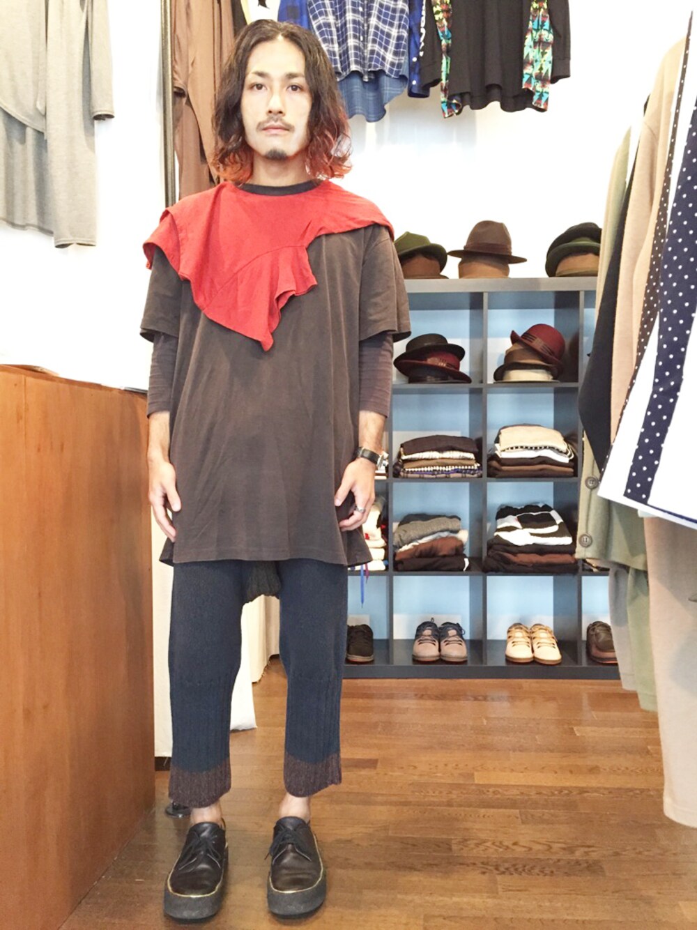 「夏、siva、変形、仙台、クロップドパンツ、モード、個性派、サマースタイル、サマーコーデ」｜「SIVAのWRAPED COLLARS SHORT-SLEEVE TEE（Tシャツ/カットソー、その他）」を使った、yusuke kanekoさん（メンズ・168cm）の夏コーディネートの1枚目の写真