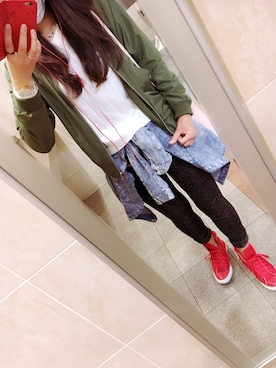 「SpRay（スプレイ）のアイテム（スタジャン）」を使った、c h u r i ..*さん（レディース・169cm）の春コーディネート