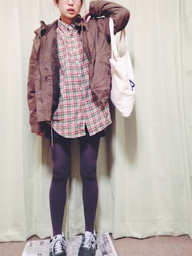 「ワンピース×スニーカー」｜「アイテム（モッズコート）」を使った、F さん（レディース・162cm）の秋コーディネート