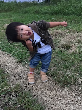 「e.a.B（エーアーベー）のアイテム（トップス）」を使った、ひなさん（キッズ・80cm）の秋コーディネート