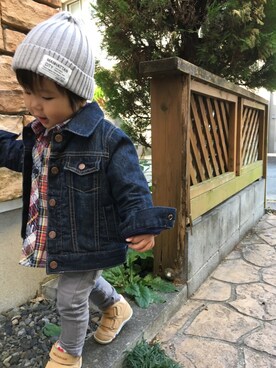 「息子コーデ」｜「アイテム（デニムジャケット）」を使った、ひなさん（キッズ・80cm）の秋コーディネート