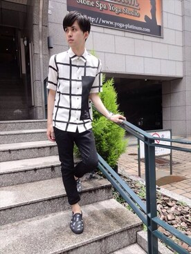 「SHAREEF（シャリーフ）のアイテム（パンツ）」を使った、竹内 孜介さん（メンズ・171cm）の夏コーディネート