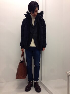 「WHITE MOUNTAINEERING（ホワイトマウンテニアリング）のアイテム（ダウンジャケット/コート）」を使った、竹内 孜介さん（メンズ・171cm）の冬コーディネート
