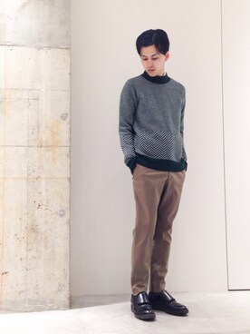 「STUDIOUS(ステュディオス)のアイテム(パンツ)」を使った、竹内 孜介さん(メンズ・171cm)の秋コーディネート
