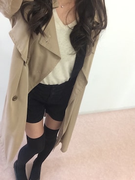 「ニーハイソックス」｜「アイテム（トレンチコート）」を使った、raraさん（レディース・164cm）の秋コーディネート