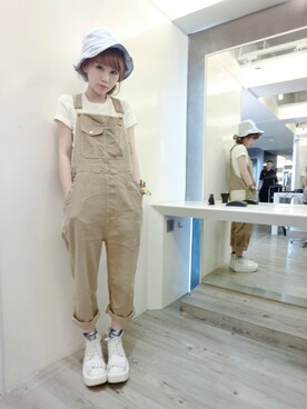 「INITIALS（イニシャルズ）のアイテム（サロペット/オーバーオール）」を使った、HANA TAMさん（レディース・158cm）の夏コーディネート