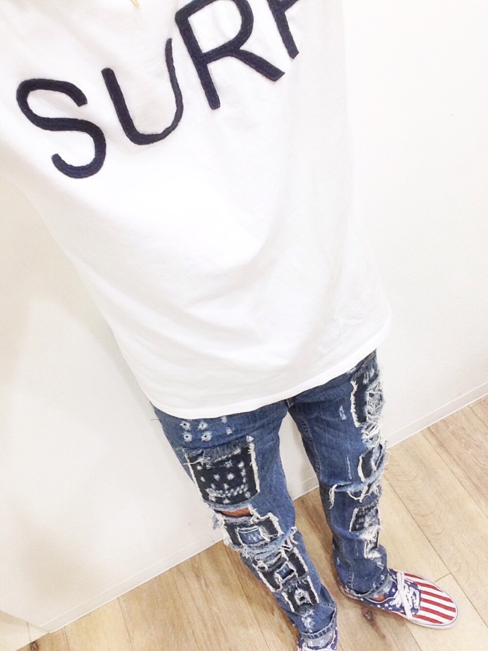 「Goodwear(Since1983)のアイテム（Tシャツ/カットソー、ホワイト系）」を使った、JOEさん（メンズ・175cm）の夏コーディネートの1枚目の写真