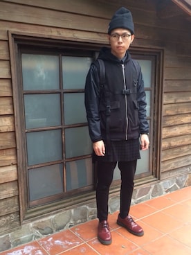 「Dr. Martens（ドクターマーチン）のDr.Martens (ドクターマーチン)/1461 3EYE GIBSON SHOES（その他シューズ）」を使った、羅傑元さん（メンズ・174cm）の冬コーディネート