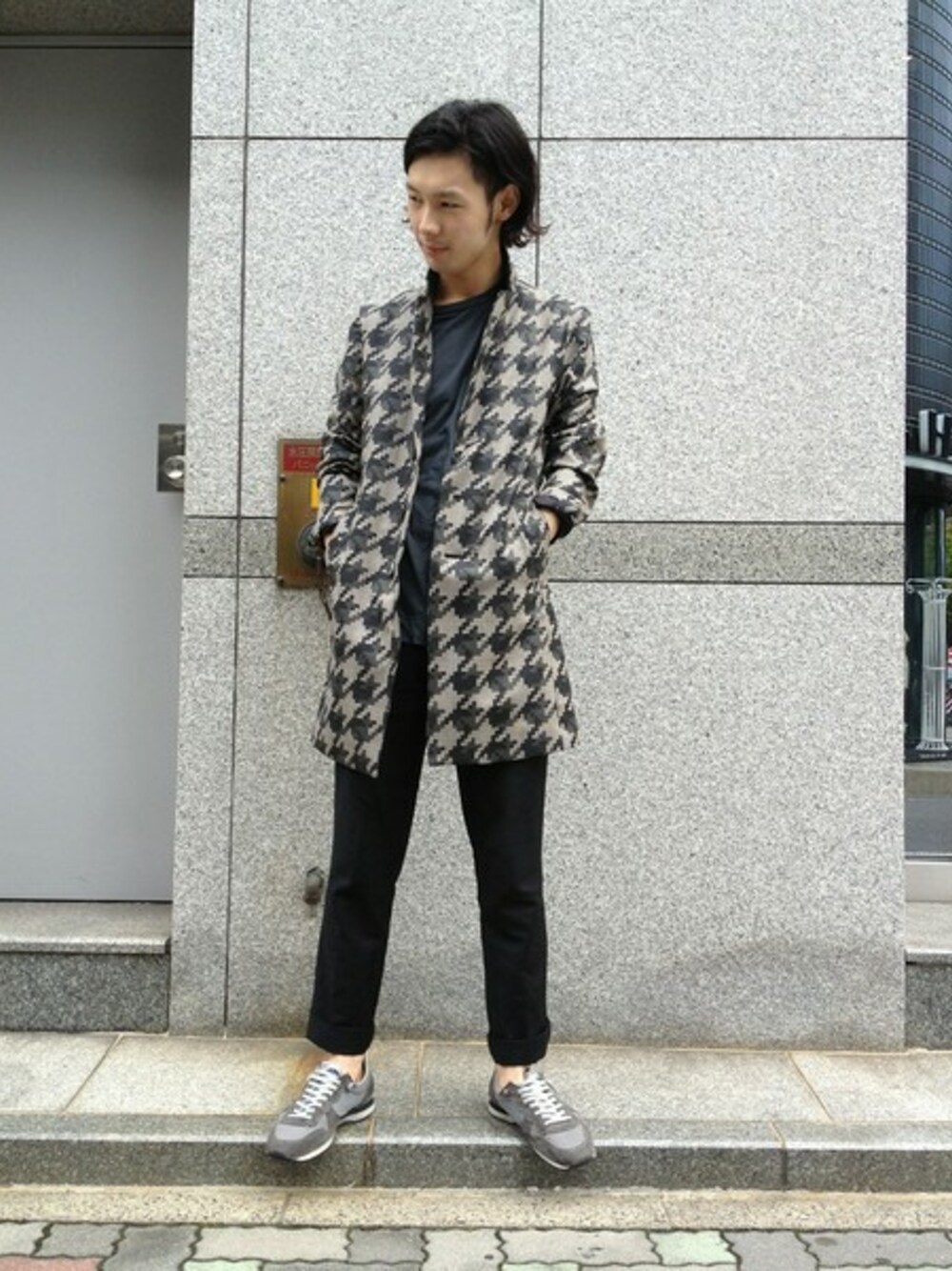 「チェスターコート、WE」｜「L.H.PのLHP/エルエイチピー/DANKESCHONE/ダンケシェーン/コラージュチェスターコート（トレンチコート、その他）」を使った、shintaro itoさん（メンズ・173cm）の秋コーディネートの1枚目の写真