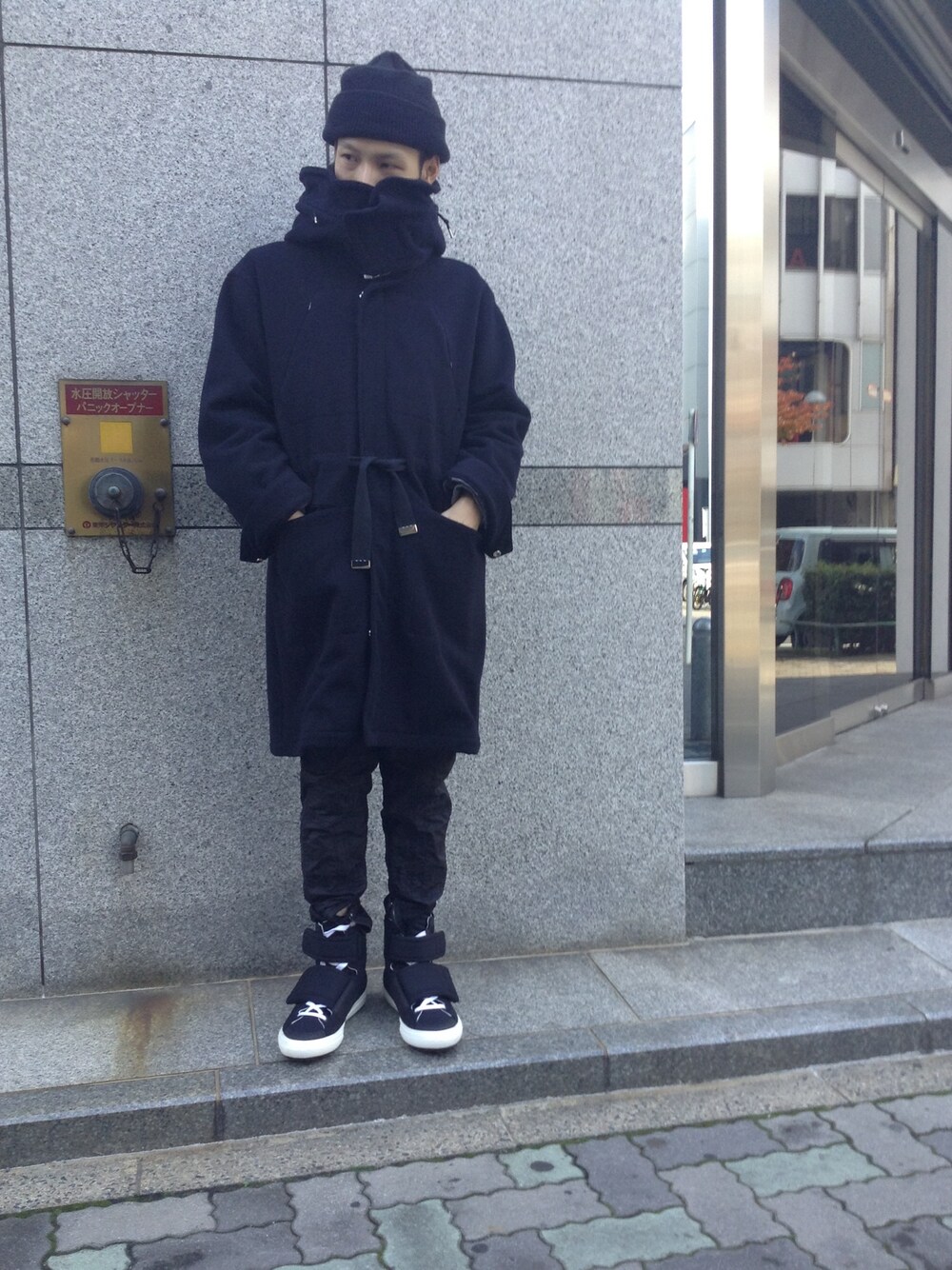 「モッズコート、Alexander Wang、lot holon、PIERRE HARDY、LHP、スポーツミックス」｜「L.H.PのLHP/エルエイチピー/BALABUSHKA/バラブシュカ/Knit Beanie（ニットキャップ/ビーニー、ブラック系）」を使った、shintaro itoさん（メンズ・173cm）の冬コーディネートの1枚目の写真