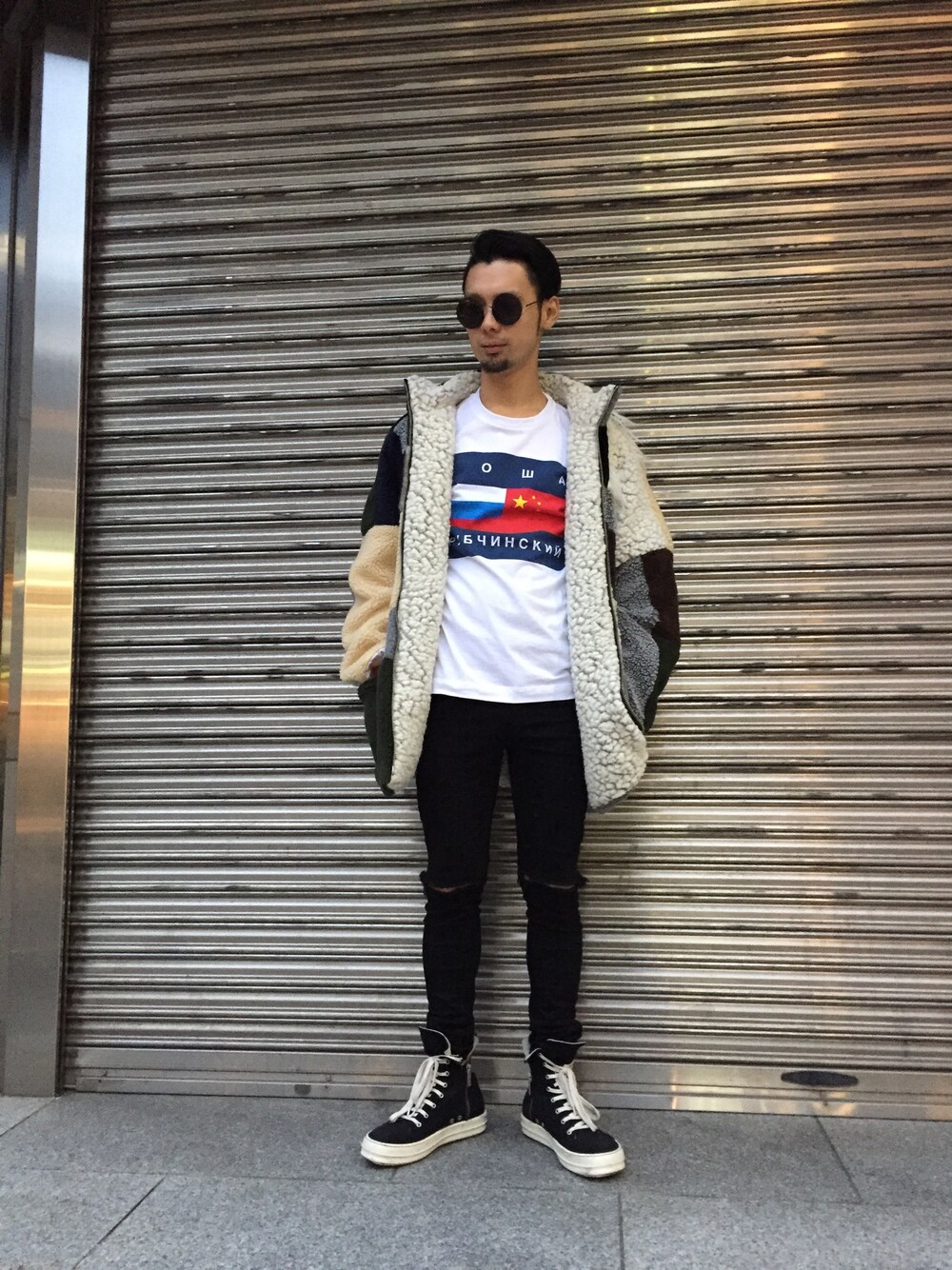 「gosharubchinskiy、drkshdw、Danke schon、The Row、ストリート、モード、LHP」｜「Gosha Rubchinskiyのアイテム（ムートンコート、その他）」を使った、shintaro itoさん（メンズ・173cm）の夏コーディネートの1枚目の写真
