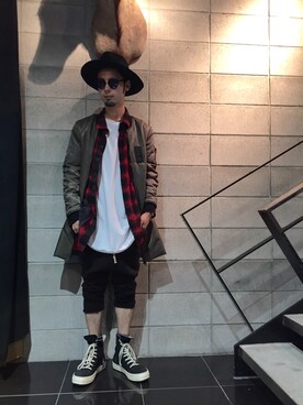 「DRKSHDW by RICK OWENS（ダークシャドウ バイ リックオウエンス）のアイテム」を使った、shintaro itoさん（メンズ・173cm）の秋コーディネート