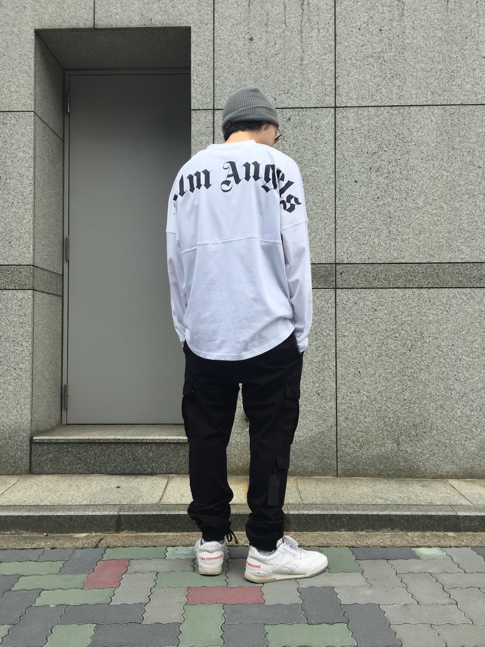 「LHP、PALM ANGELS、CHMPGN、gosharubchinskiy、KaneZ、夏、ビッグシルエット、白Tシャツ、ホワイト」｜「Gosha Rubchinskiyのアイテム（スニーカー、ホワイト系）」を使った、shintaro itoさん（メンズ・173cm）の夏コーディネートの1枚目の写真