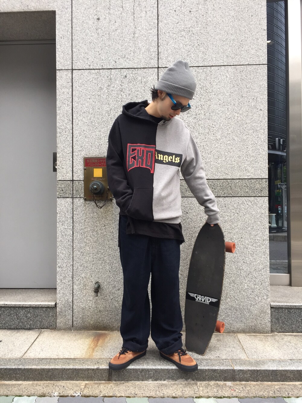 「LHP、PALM ANGELS、MM6、gosharubchinskiy、A.D.S.R.、ラフ、ワイドパンツ、カジュアルコーデ」｜「Gosha Rubchinskiyのアイテム（スニーカー、ブラウン系）」を使った、shintaro itoさん（メンズ・173cm）の夏コーディネートの1枚目の写真