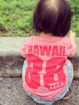 「88TEES（エイティーエイティーズ）のアイテム（Tシャツ/カットソー、レッド系）」を使った、neiyさん（レディース）の夏コーディネート