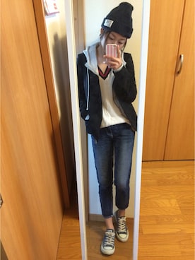 「アイテム（ニットキャップ/ビーニー、ブルー系）」を使った、maiさん（レディース・161cm）の冬コーディネート