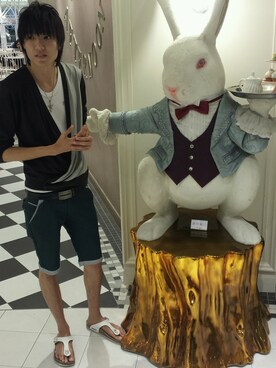 「LEON（レオン）のアイテム」を使った、林少さん（メンズ・180cm）の秋コーディネート