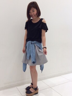 「GU（ジーユー）のアイテム（Tシャツ/カットソー、ブラック系）」を使った、ayapanさん（レディース・153cm）の冬コーディネート