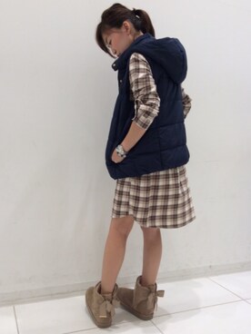 「GU（ジーユー）のアイテム（ダウンベスト、ブルー系）」を使った、ayapanさん（レディース・153cm）の冬コーディネート
