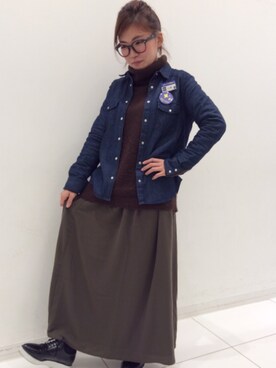 「GU（ジーユー）のアイテム（シャツ/ブラウス、ブルー系）」を使った、ayapanさん（レディース・153cm）の冬コーディネート