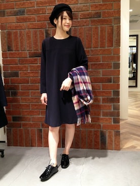 「カシミヤマフラー」｜MACKINTOSH PHILOSOPHY ウィング高輪店スタッフさん（レディース・158cm）の秋コーディネート