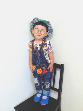 「ロールアップ」｜「アイテム（サロペット/オーバーオール）」を使った、ちけぱるさん（キッズ・90cm）の夏コーディネート
