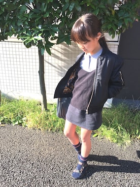 「黒スカート」｜「アイテム（MA-1）」を使った、しみさわさん（レディース・164cm）の秋コーディネート