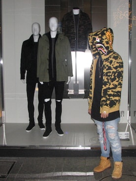 「Bape」｜「アイテム（アクセサリー）」を使った、TsunEさん（メンズ・178cm）の冬コーディネート